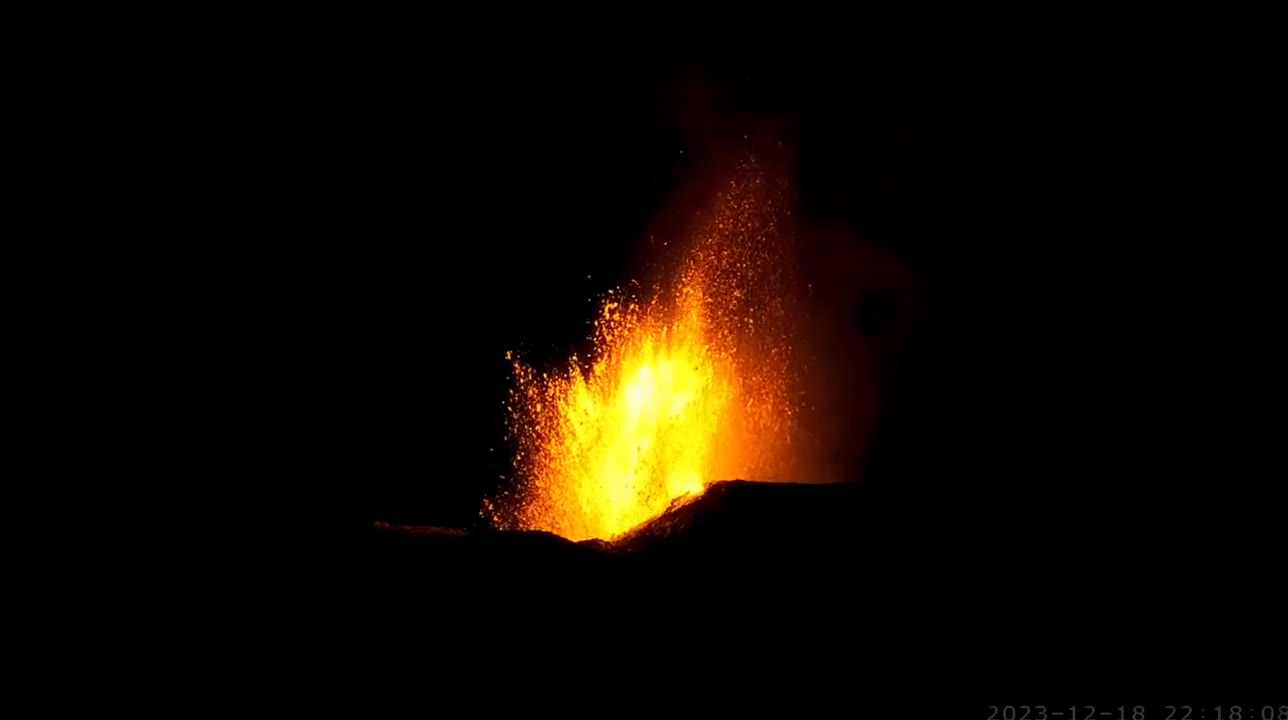 Moment volcano erupts near Grindavík, Iceland